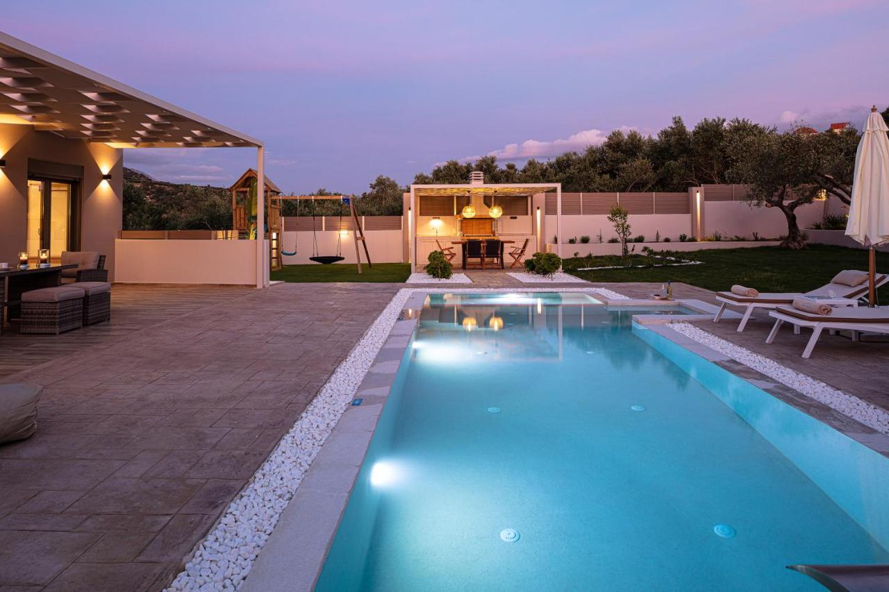 Koin Villa Sunrise, With Heated Pool & Whirlpool Pérama Kültér fotó