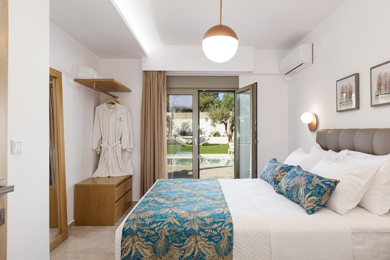 Koin Villa Sunrise, With Heated Pool & Whirlpool Pérama Kültér fotó