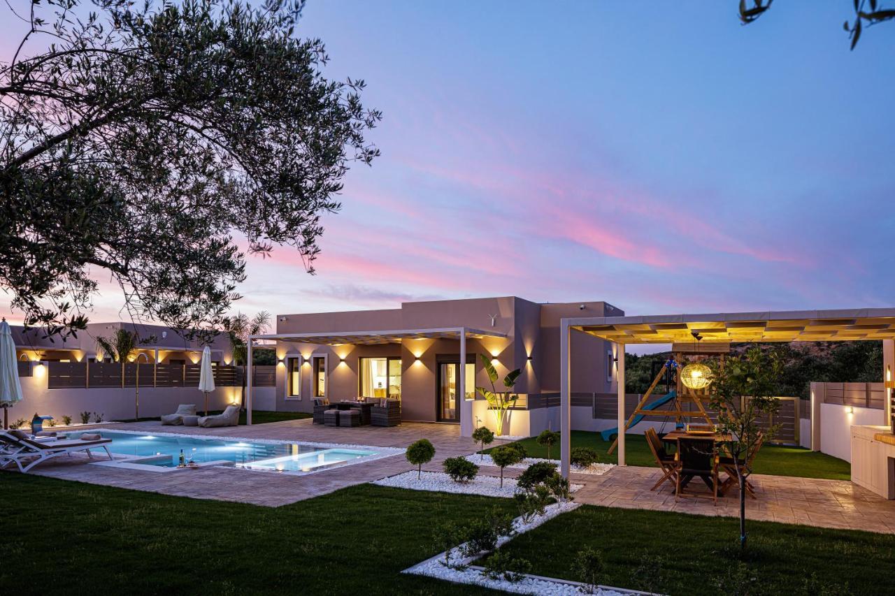 Koin Villa Sunrise, With Heated Pool & Whirlpool Pérama Kültér fotó